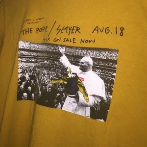 Supreme pope slayer shirt size M RARE